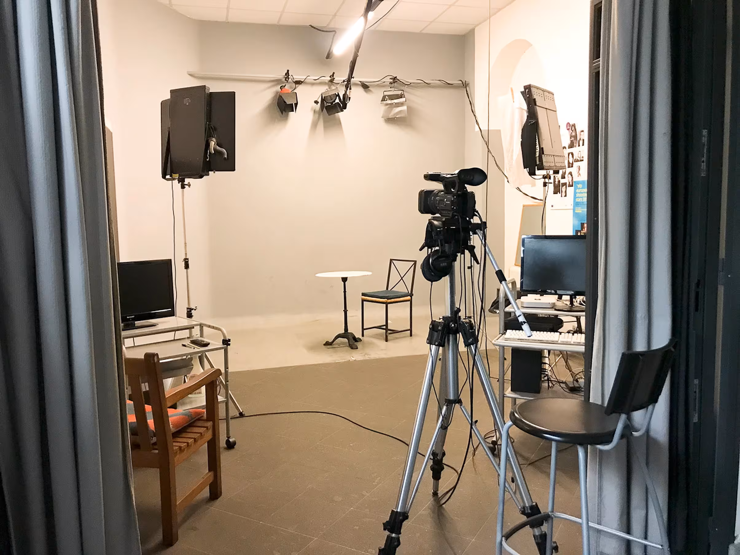 Studio 1 — postazione camera